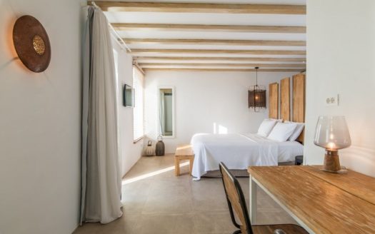 Natural Dream Estate Amra