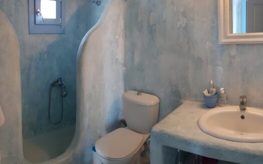 Seaside villa next to secluded beach – DR11616