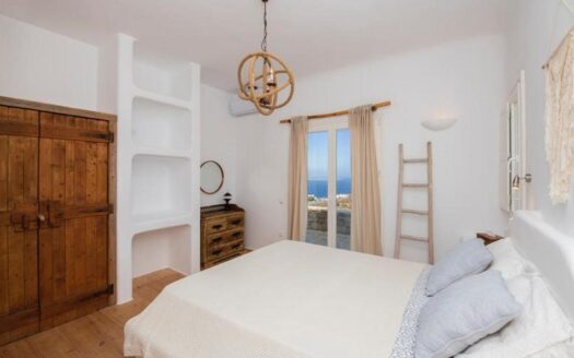 House with magnificent Mediterranean views in Mykonos-DR112127