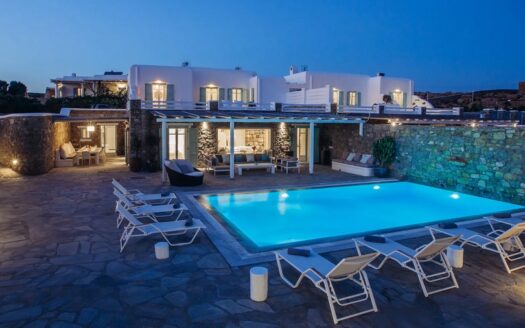 Summer villa for sale in Mykonos