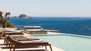Luxiry rentals in Mykonos