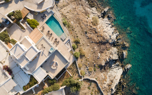 Villa Seafront Dream Cascade