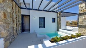 Apartment with private pool for sale in Mykonos