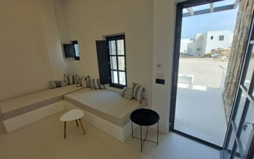Apartment with private pool for sale in Mykonos-DR11792