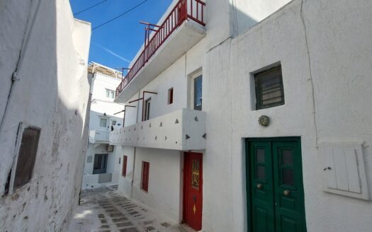 Apartment building in Mykonos Town