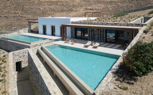 Villa with privacy and views-DR112193