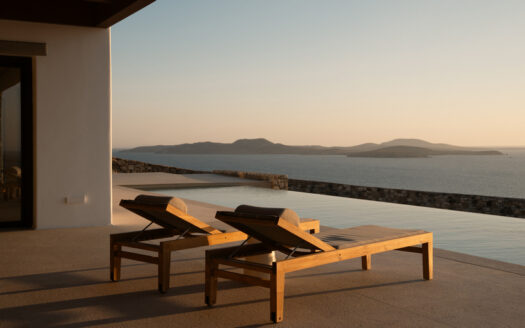 Villa with privacy and views-DR112193