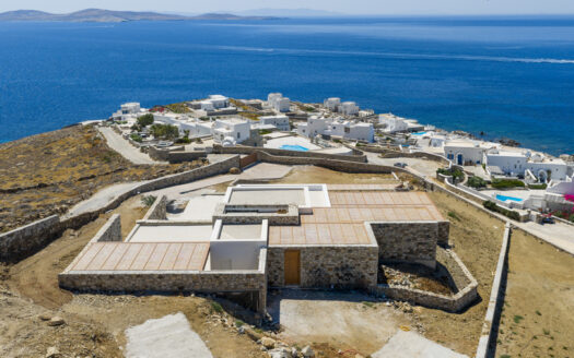 Villa with privacy and views-DR112193