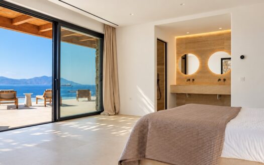 Villa with privacy and views-DR112193