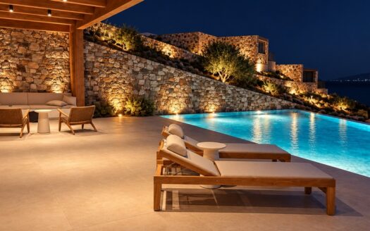 Villa with privacy and views-DR112193