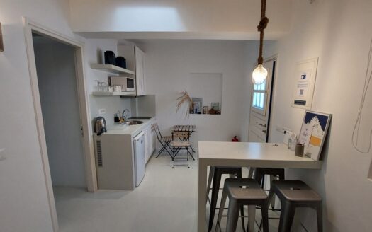 Entire Building in Mykonos Town-DR111202