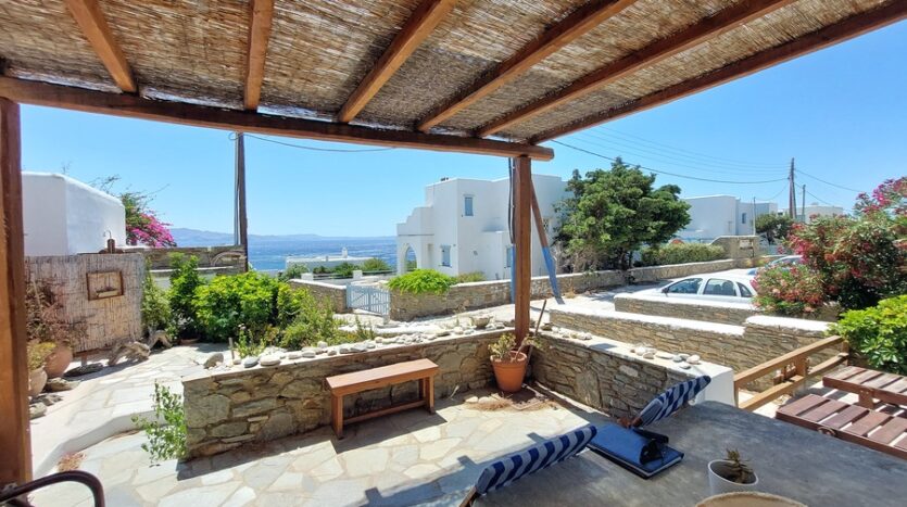 summer house in Tinos