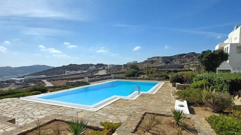 architect home in Mykonos
