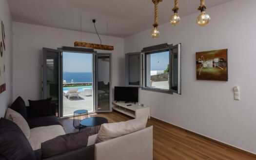 Family Home with pool-DRK2023
