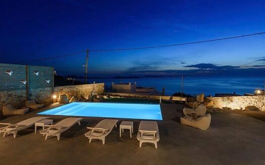 Family Home with pool-DRK2023