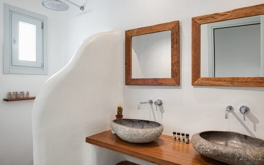 Luxury Estate in Mykonos-DR11660