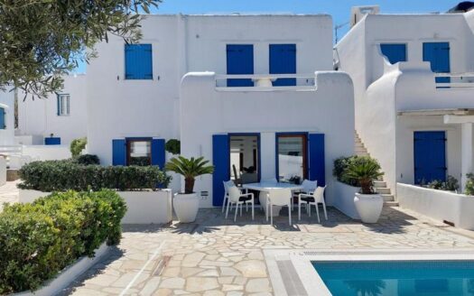 Apartment with pool access in Mykonos Town
