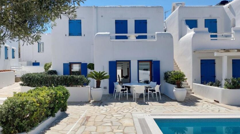 Apartment with pool access in Mykonos Town
